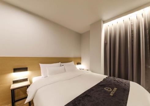 Gwangju Divine Hotel Gwangju Metropolitan City Phòng bức ảnh