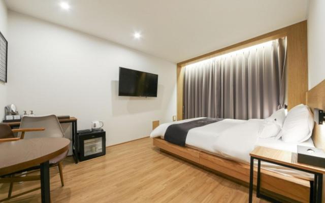Gwangju Divine Hotel Gwangju Metropolitan City Phòng bức ảnh