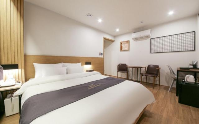 Gwangju Divine Hotel Gwangju Metropolitan City Phòng bức ảnh